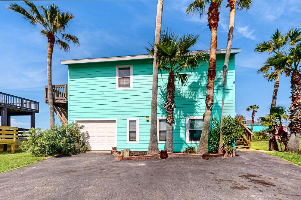 Three-Bedroom Vacation Home interior